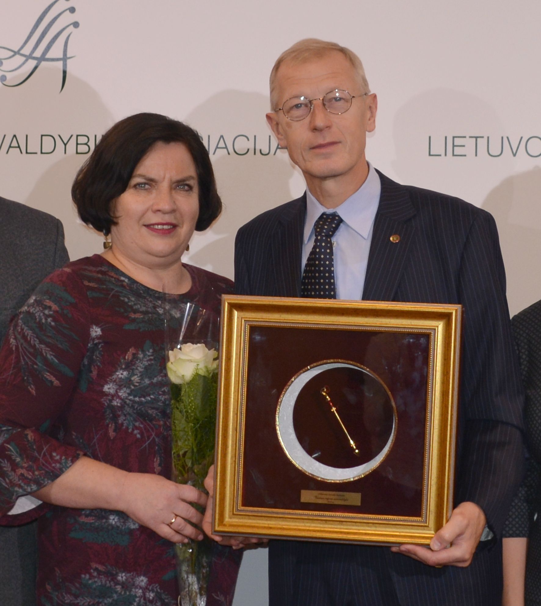 Auksinės Krivūlės Rūta Ir Meras