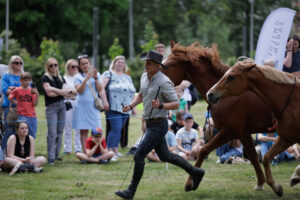 1332 Varena Photo