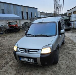 2 PEUGEOT PARTNER CZU698 Scaled E1776668000254